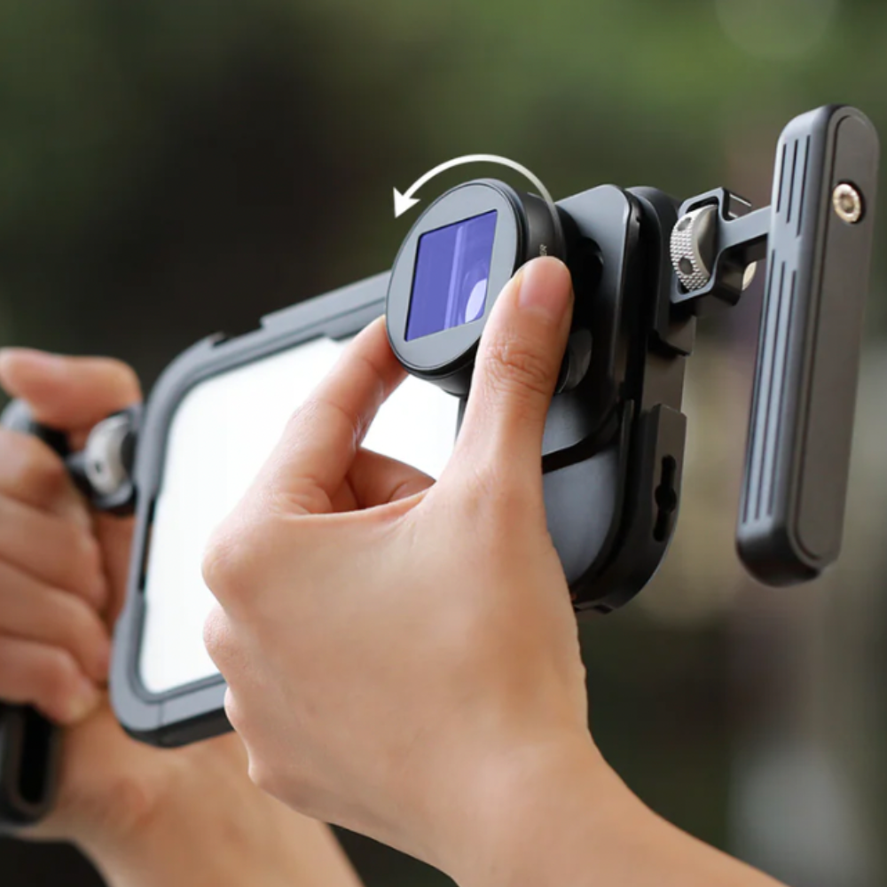 Aluminum IPhone 15 Pro/Pro Max Rig Aluminum with Dual Handles